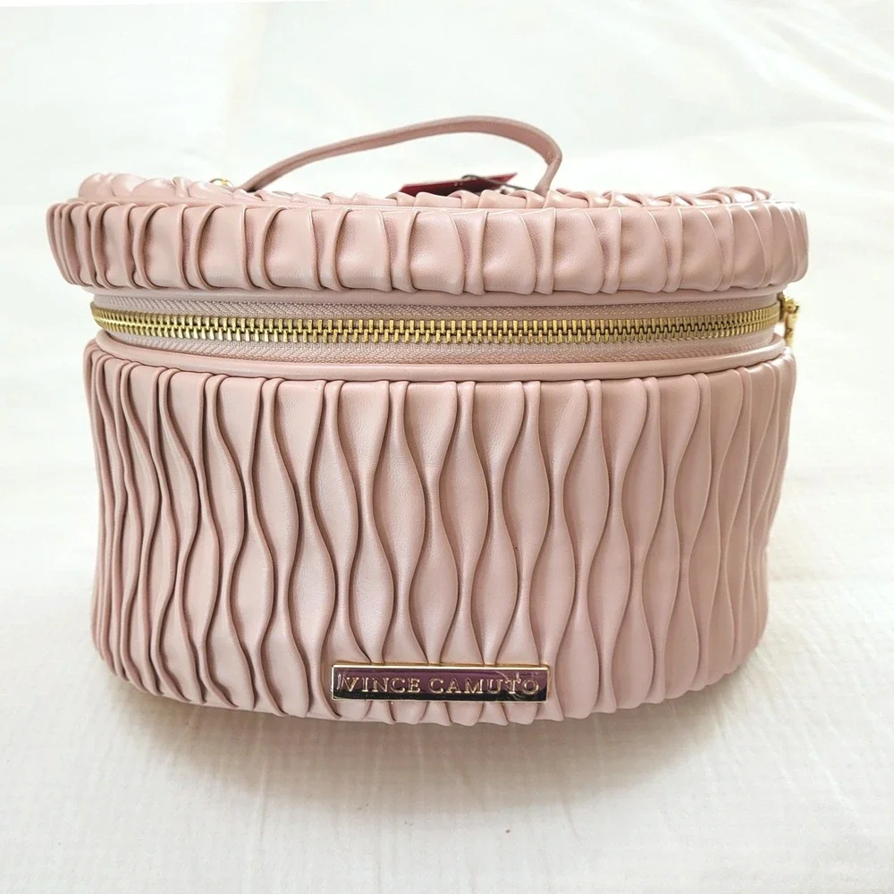 NWT Vince Camuto Pink Pleated Vanity Makeup Cosmetics Zipper Close Bag Case